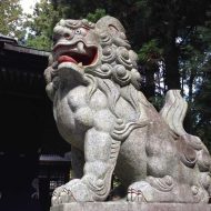 Komainu-outside-Shinto-Temple