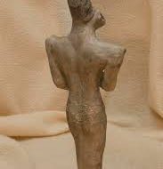 Figurine back