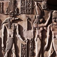 Mythlok - Sobek carving