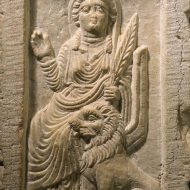 Mythlok - Al Lat carving