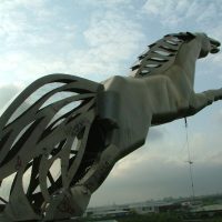 Mythlok - Sleipnir statue