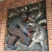 Mythlok - Vidar carving