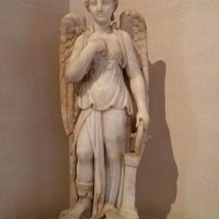 Mythlok - Nemesis statue