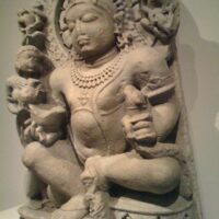 Mythlok - Kubera Statue