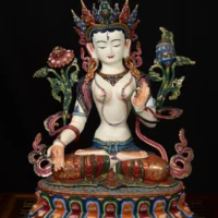 Mythlok - Tara statue