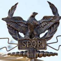 Mythlok - Aquila figurine