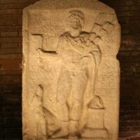 Autel orn&eacute; d'un bas-relief repr&eacute;sentant le dieu Sylvanus. - R&eacute;f&eacute;rences: CIL VI 3712, VI 31180 - Galerie lapidaire du Tabularium, Musei Capitolini