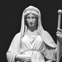 Mythlok - Vesta statue