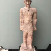 Mythlok - Sebiumeker statue