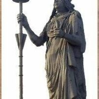 Mythlok - Orunmila statue full