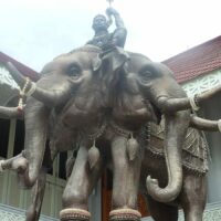 Mythlok - Airavata statue