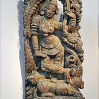 Mythlok - Ganga carving