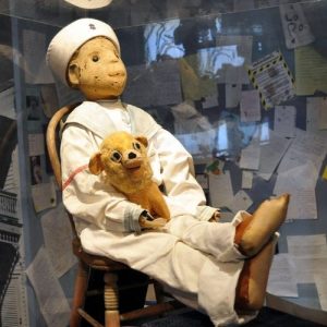 Mythlok - Robert real_ Actual image of the cursed urban legend Robert the Doll