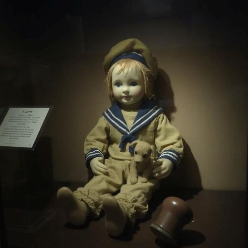 An image of the cursed urban legend Robert the Doll