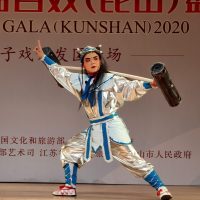 Stage performance of the chinese demigod Liu Chenxiang