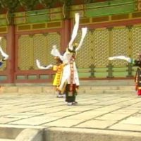 Dance performance representing Korean demigod Cheoyong