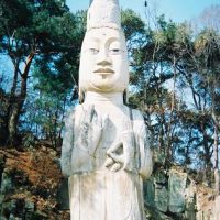 Statue of the Korean creator god Mireuk
